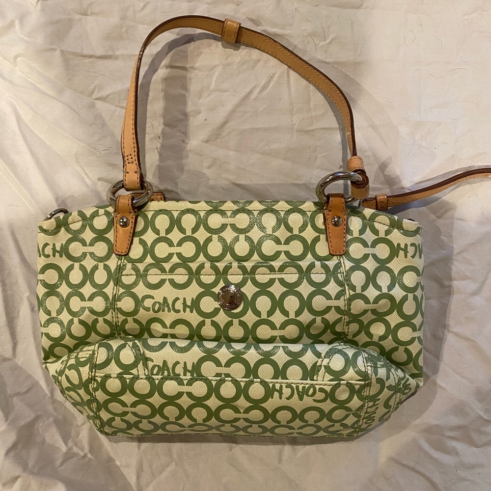 Vintage Coach Handbag, Green Accent Marks and 100% Leather